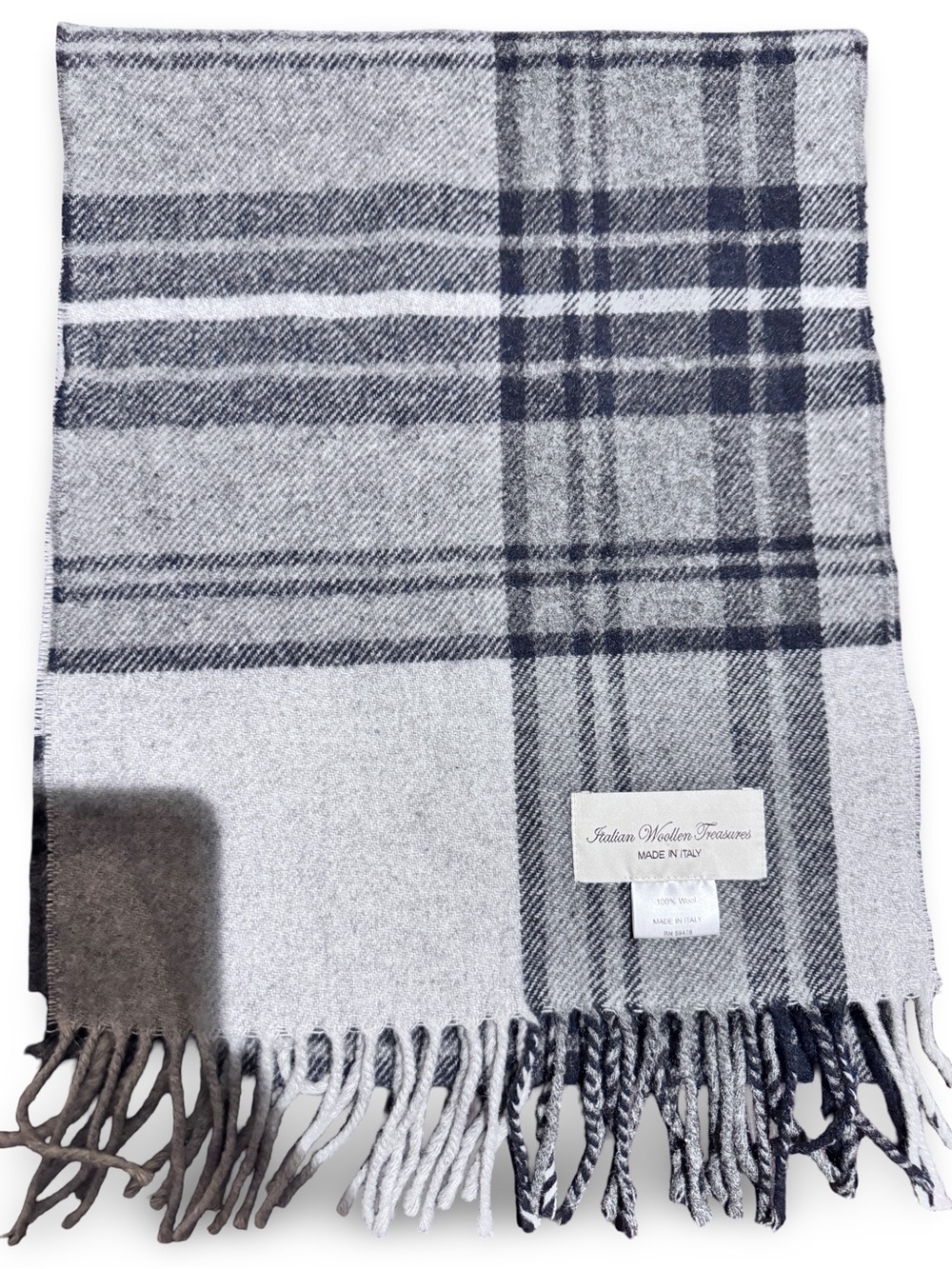 Italian Wool Plaid Scarf in Gray and Navy